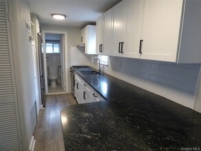 9 Fredericks Rd in Greenwood Lake, NY - Building Photo - Building Photo