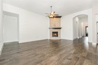 1329 Pleasant Knoll Trl in Aubrey, TX - Building Photo - Building Photo