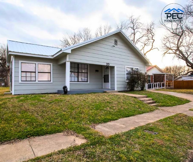 20 8th Ave NW in Ardmore, OK - Building Photo - Building Photo