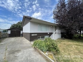 8565 Norman Crescent in Chilliwack, BC - Building Photo