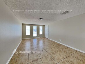 10108 W Glenrosa Ave in Phoenix, AZ - Building Photo - Building Photo