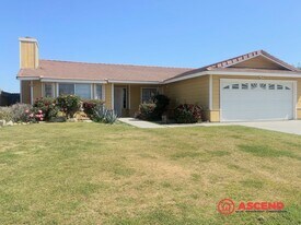 506 Adelaide Ave in Bakersfield, CA - Building Photo