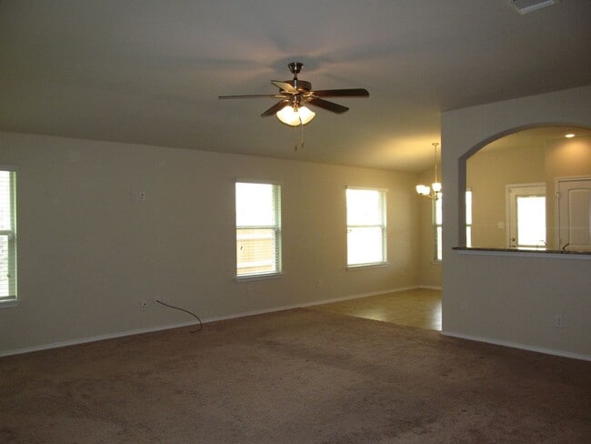 5347 Fenton Ln in Belton, TX - Building Photo - Building Photo