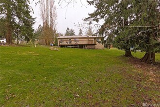 10279 SE Grandview St in Port Orchard, WA - Building Photo - Building Photo