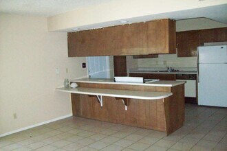 4111 S College Ave in Tempe, AZ - Foto de edificio - Building Photo