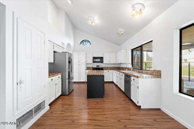 15220 N 49th St in Scottsdale, AZ - Building Photo - Building Photo