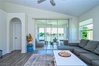 2408 Millcreek Ln in Naples, FL - Building Photo - Building Photo