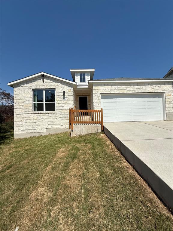 property at 2904 Davis Cove