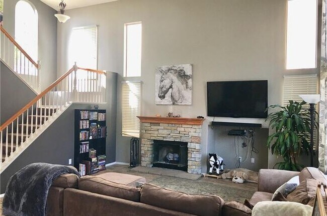 5998 Milana Dr in Corona, CA - Building Photo - Building Photo