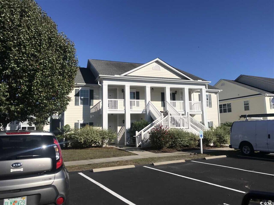 4928 Pond Shoals Ct in Myrtle Beach, SC - Building Photo