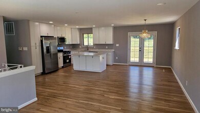 1206 Raydale Rd in Hyattsville, MD - Building Photo - Building Photo
