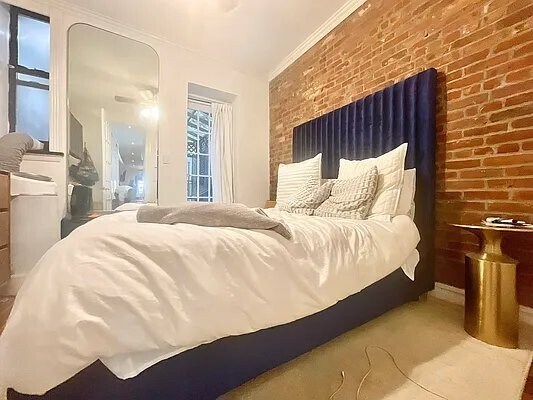 334 E 6th St in New York, NY - Building Photo - Building Photo