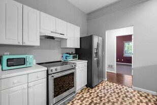 1024 Hemphill Ave NW in Atlanta, GA - Building Photo