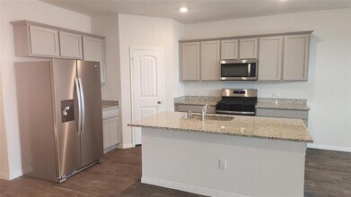 195 Greenbelt Reservoir Pass in Kyle, TX - Building Photo - Building Photo