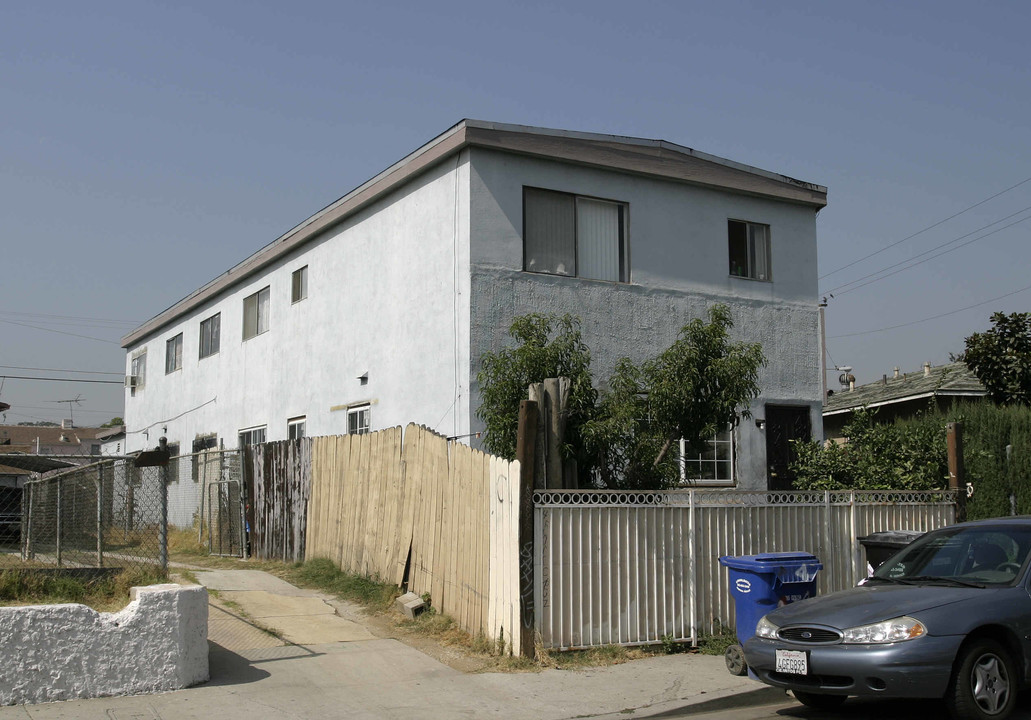 435 Margaret Ave in Los Angeles, CA - Building Photo