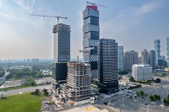 Building C in Mississauga, ON - Building Photo - Building Photo