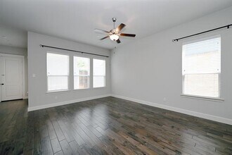 1021 Water St in Carrollton, TX - Building Photo - Building Photo