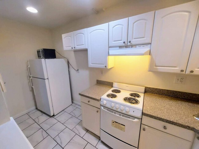 26 Allston St in Boston, MA - Foto de edificio - Building Photo