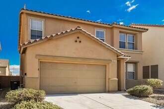8316 Freshwater Pearl St in Las Vegas, NV - Building Photo - Building Photo