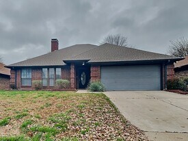 4912 Barberry Dr in Fort Worth, TX - Building Photo