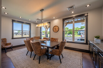 Park West Townhomes in Chippewa Falls, WI - Building Photo - Interior Photo