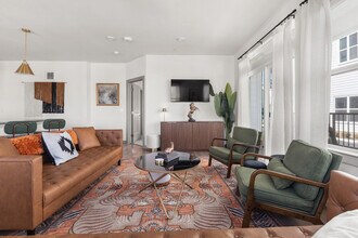 1301 Leah Ave, Unit SI FL1-ID1499097P in San Marcos, TX - Foto de edificio - Building Photo