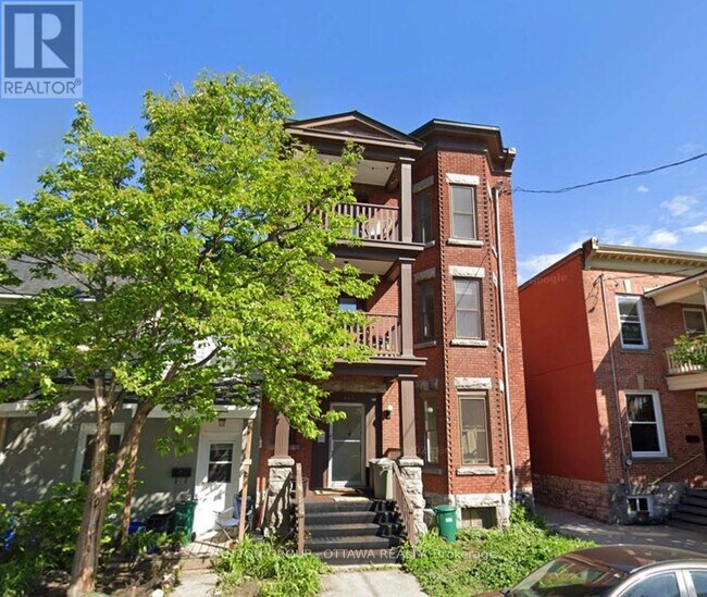property at 149 St Andrew St