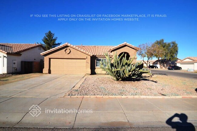 property at 8338 W Hubbell St