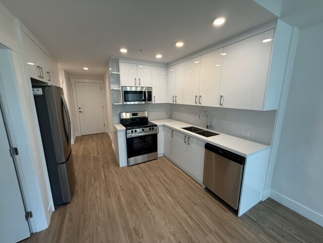 6320 Sentinal Dr in Nanaimo, BC - Building Photo - Building Photo