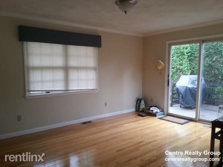 298 Adams St in Newton, MA - Building Photo - Building Photo