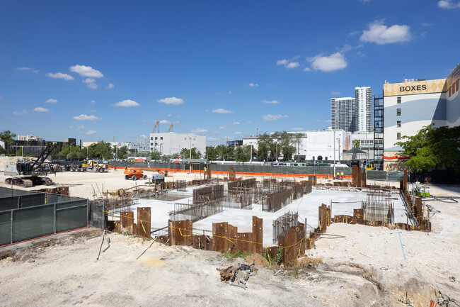 Legacy Hotel and Residences in Miami, FL - Foto de edificio - Building Photo