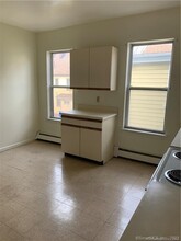 638 Elm St in New Haven, CT - Building Photo - Building Photo