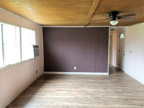 1078 County Rd 499 in Alvin, TX - Building Photo - Building Photo