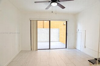 4271 NW 11th St in Miami, FL - Building Photo - Building Photo