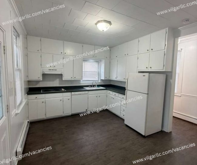 136 Matteson St in Dyer, IN - Building Photo - Building Photo