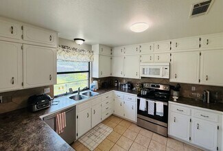 203 Daffodil Dr in Killeen, TX - Building Photo - Building Photo