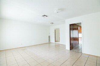 4034 Osby Dr in Houston, TX - Building Photo - Building Photo