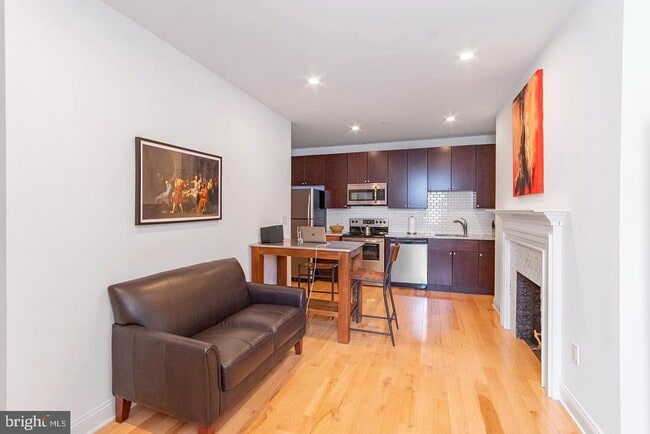 1311 Spruce St in Philadelphia, PA - Building Photo - Building Photo