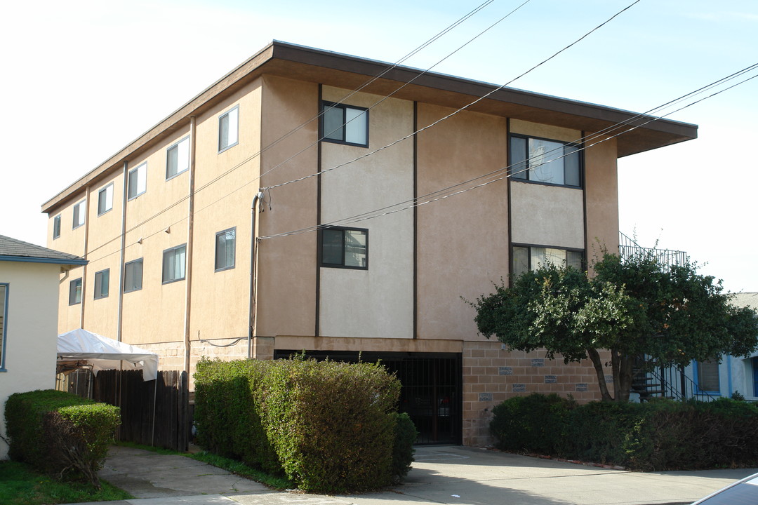 422 Evelyn Ave in El Cerrito, CA - Foto de edificio