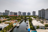 Germaine Terrace in Fort Lauderdale, FL - Foto de edificio - Building Photo