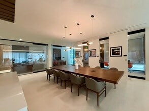 259 SW 9th St, Unit A1 in Miami, FL - Building Photo - Building Photo