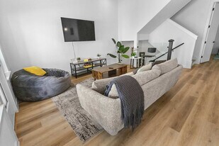 6740 Peerless St in Houston, TX - Building Photo