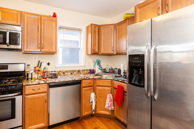 135 Calumet St in Boston, MA - Building Photo - Building Photo