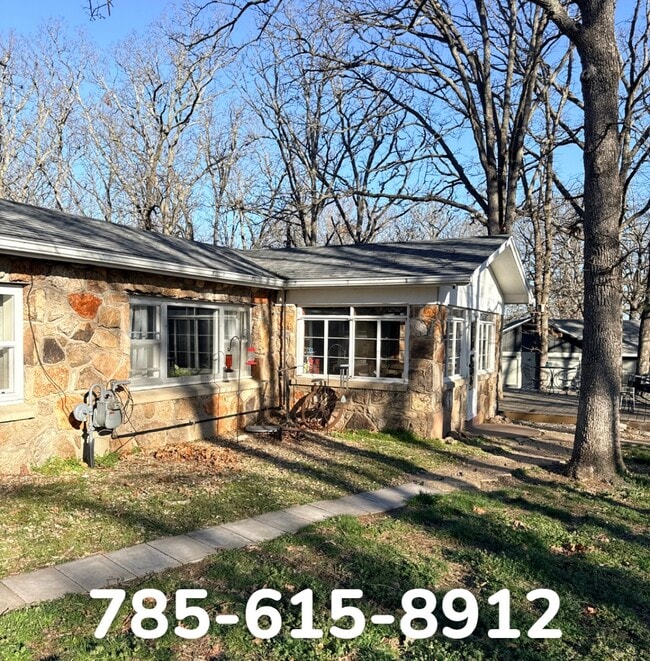 26578 Missouri Blvd in Laurie, MO - Building Photo - Building Photo