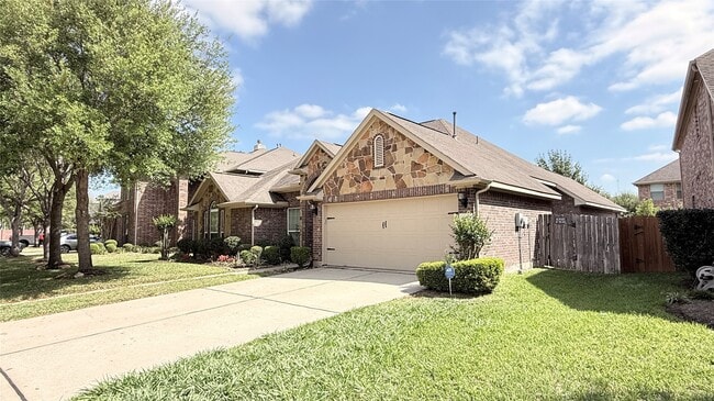 5623 Maverick Bend Lane in Missouri City, TX - Building Photo - Building Photo