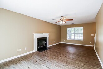 4108 Sunbury Dr in Greensboro, NC - Building Photo - Building Photo