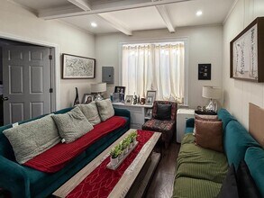 125 Mallory Ave in Jersey City, NJ - Building Photo - Building Photo