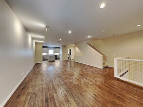 2914 Woodside St in Dallas, TX - Building Photo - Building Photo
