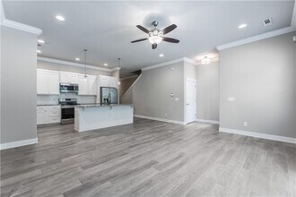 1765 Nettleship St in Fayetteville, AR - Building Photo - Building Photo