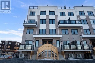 1695 Dersan St in Pickering, ON - Building Photo